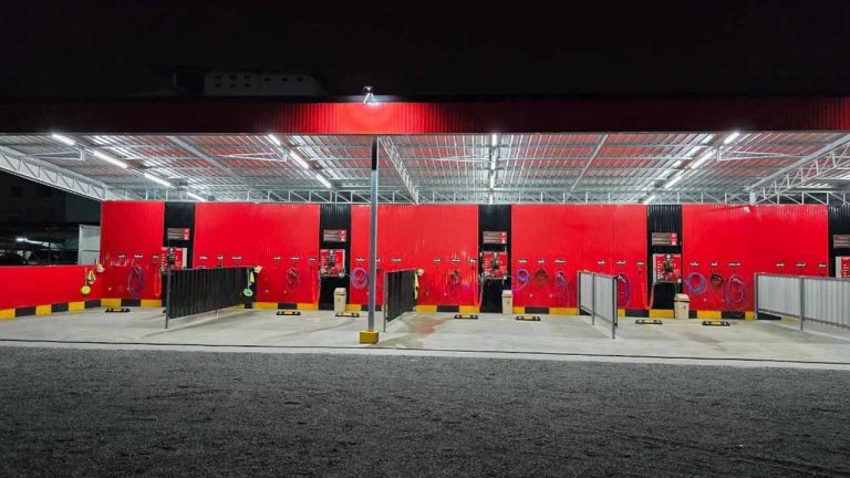 MK premium carwash ล้างรถหยอดเหรียญที่ศรีราชา 24 ชม.